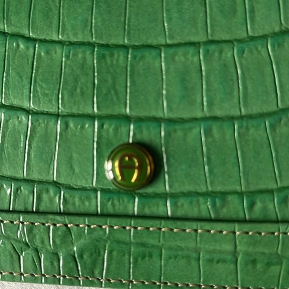 Green cheque book - Picture 2 of 5